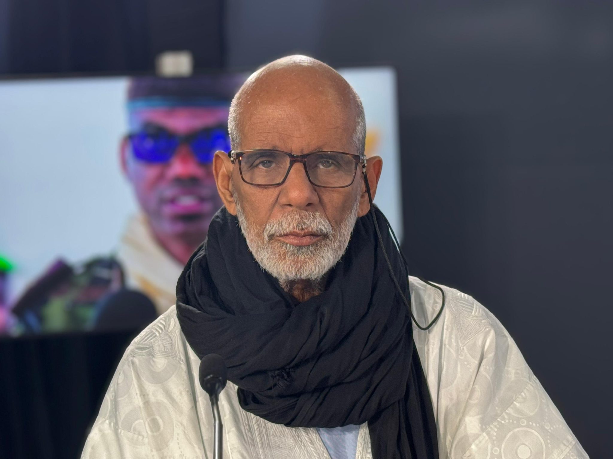 Le colonel Mouemel : entre le kaki, le désert et le rêve